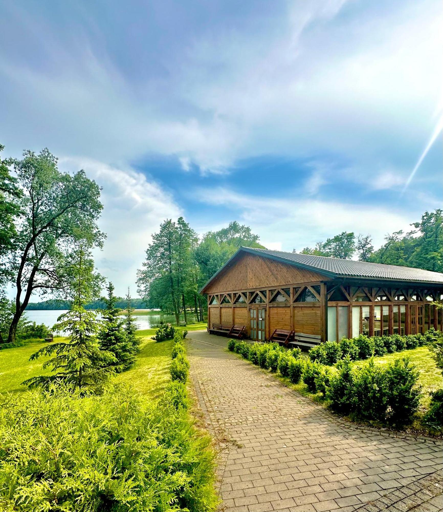 Gosciniec Olecki - Karczma Margrabowa Hotel Olecko Buitenkant foto